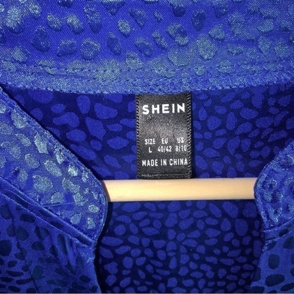 Shein Blue Oversized Snake Print Popover Blouse - Picture 4 of 4